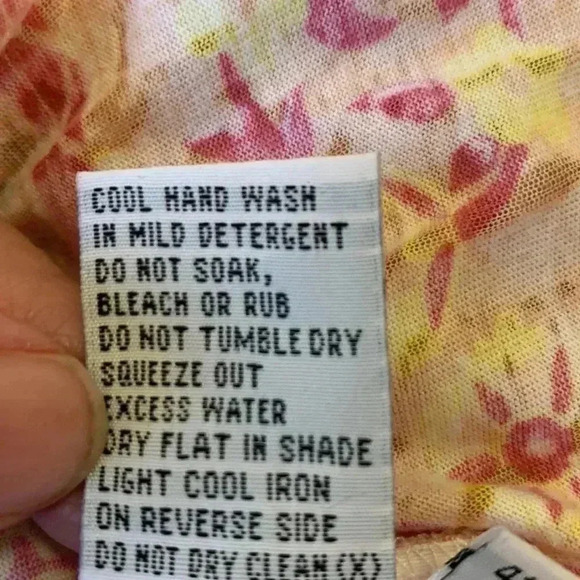 Just Jeans front tie, deep V-neck, light  &. airy summer tunic - Picture 5 of 5